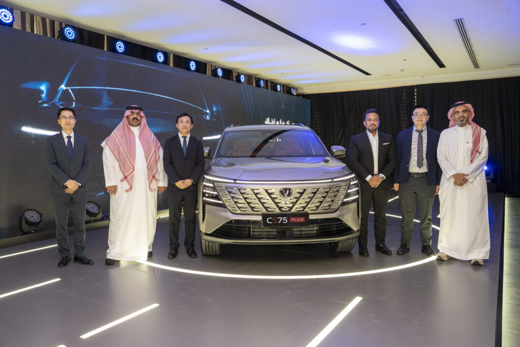 شانجان المجدوعي تكشف عن الجيل الجديد كليًا من طراز CS75 Plus 2026، أحد أكثر الطرازات شعبية، برؤية مستقبلية مبتكرة